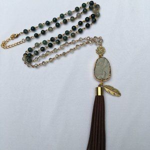 Druzy Necklace Suede Tassel w/Gemstone
